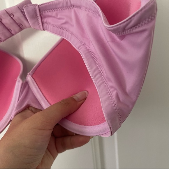 BRAND NEW VS PINK Push-up Bra - Picture 3 of 4